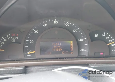 2002 Mercedes-Benz C 320 из США, поврежденный, VIN WDBRF64J92F160601